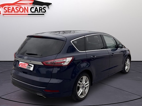 Ford S-MAX 3 of 12