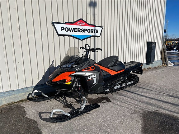 Lynx Xterrain STD 3700 600 Efi Moms! 2 of 4