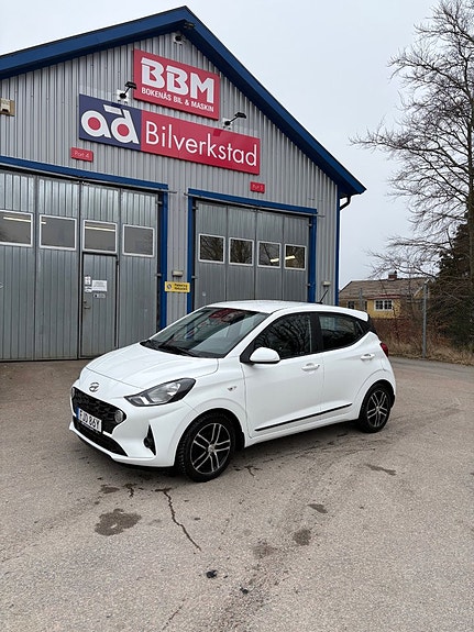 Hyundai i10 3 of 13