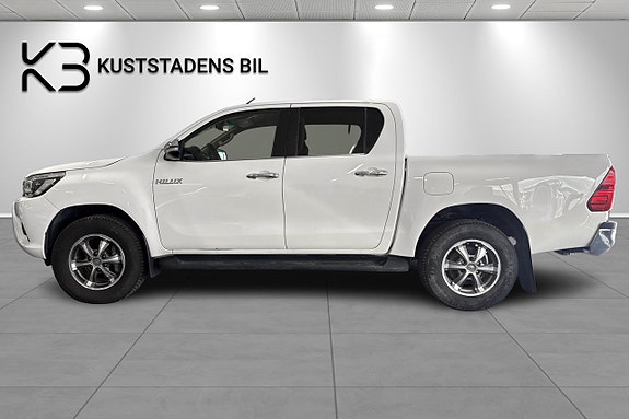 Toyota HiLux 6 of 22