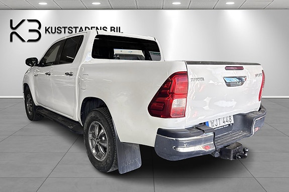 Toyota HiLux 5 of 5