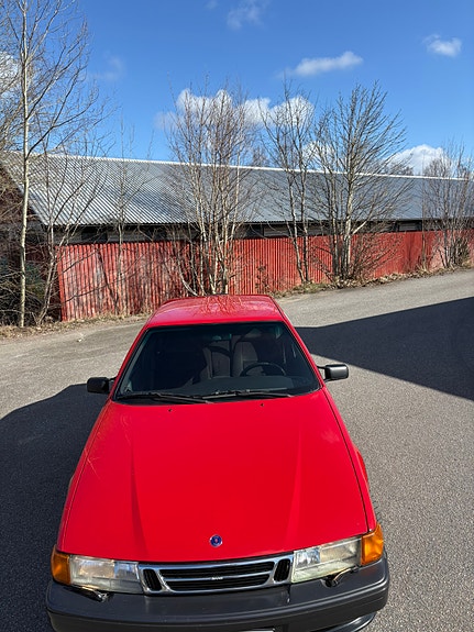 Saab 9000 2 of 5
