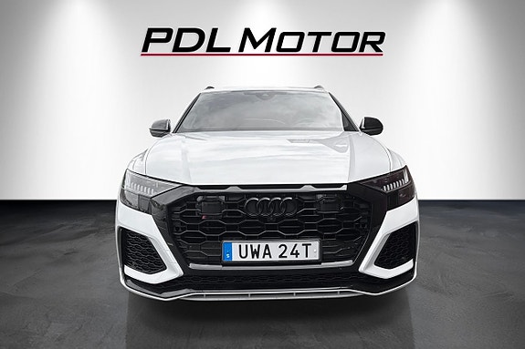 Audi RS Q8 2 of 5