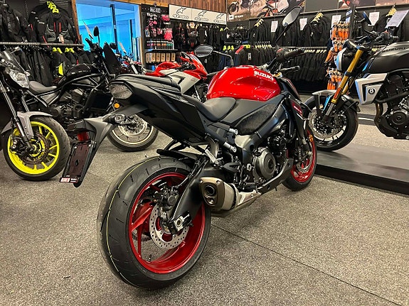 Suzuki GSX-S1000 5 of 5