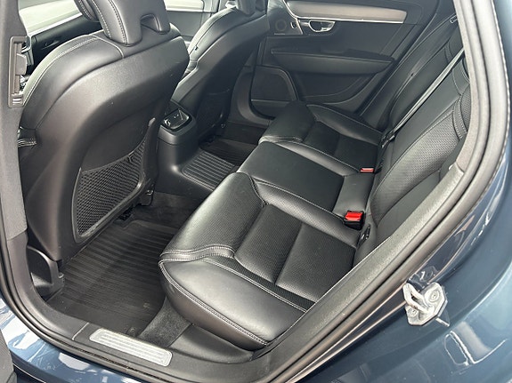 Volvo S90 6 of 10