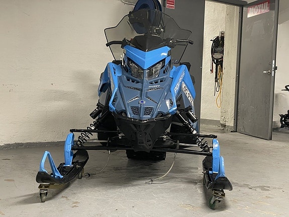 Polaris INDY Adventure S4 137" -24 Sveg 2 of 6