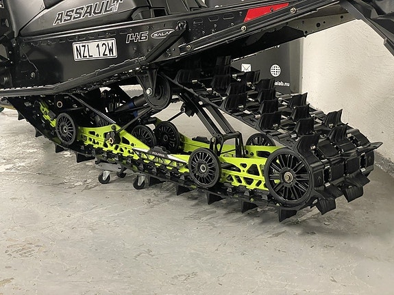 Polaris Assault Escape 9R 146" -26 Sveg 4 of 6