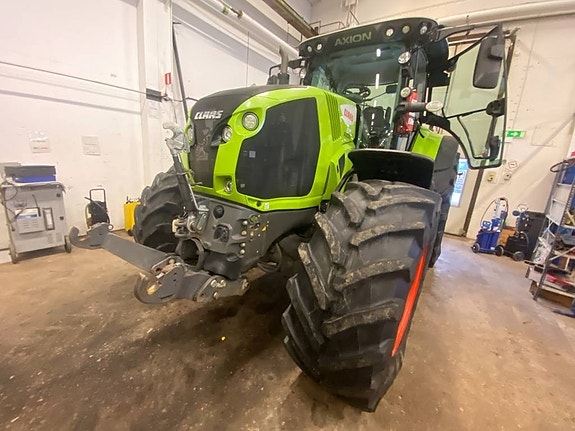 CLAAS Axion 870 Cmatic