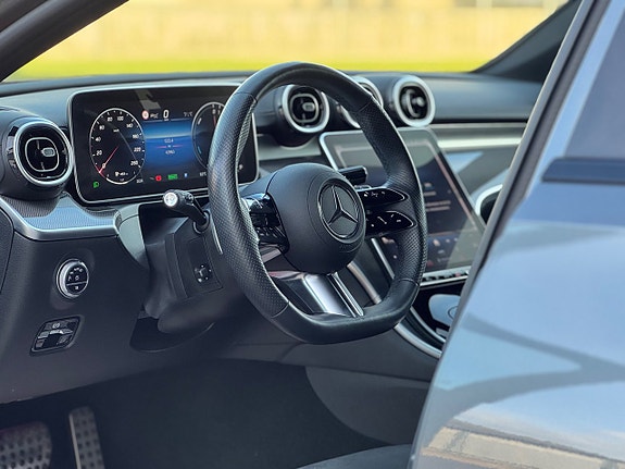 Mercedes-Benz C300 e 7 of 22