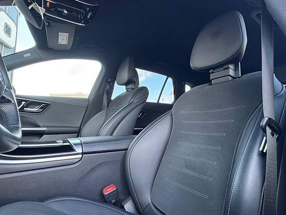 Mercedes-Benz C300 e 2 of 5