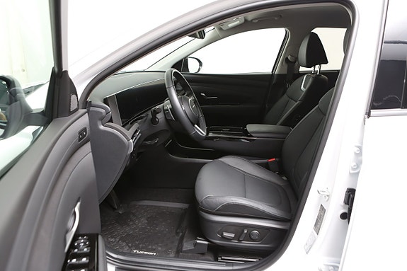 Hyundai Tucson 9 of 28