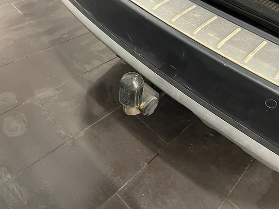 Volkswagen Passat Alltrack 13 of 14
