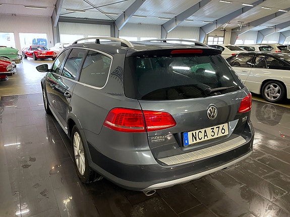 Volkswagen Passat Alltrack 5 of 5