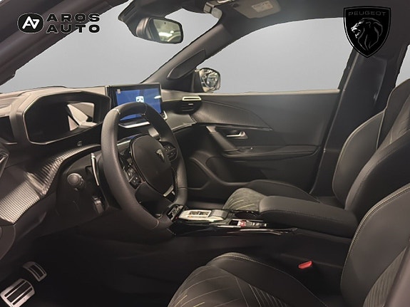Peugeot e-2008 8 of 14
