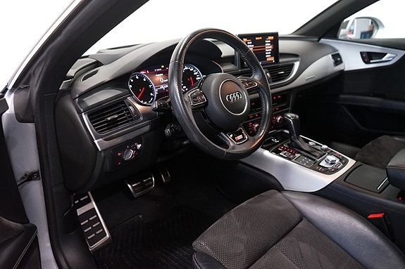 Audi A7 10 of 17