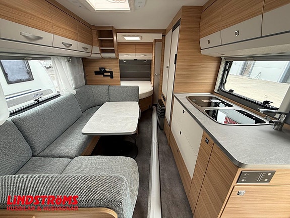 Dethleffs Camper 560 FMK Barnkammare Mover RÄNTA 4,95% 4 of 5