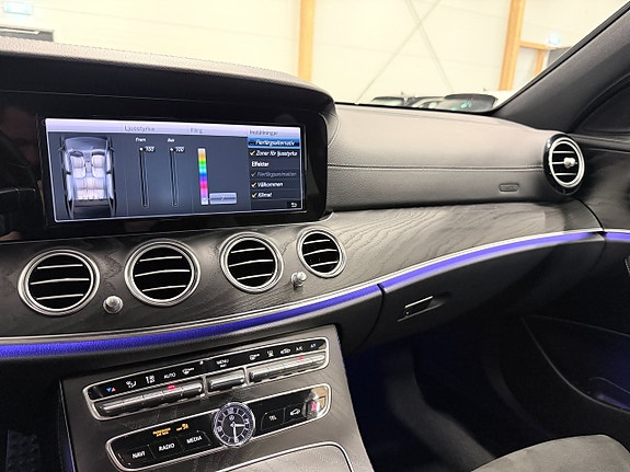 Mercedes-Benz E220 19 of 24