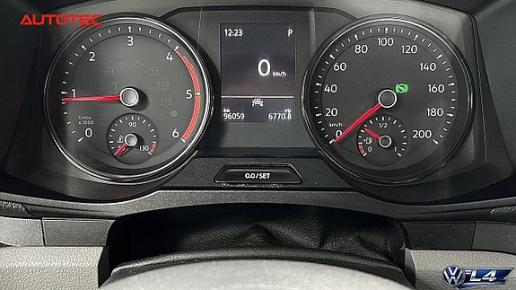 Volkswagen Crafter 35 15 of 22