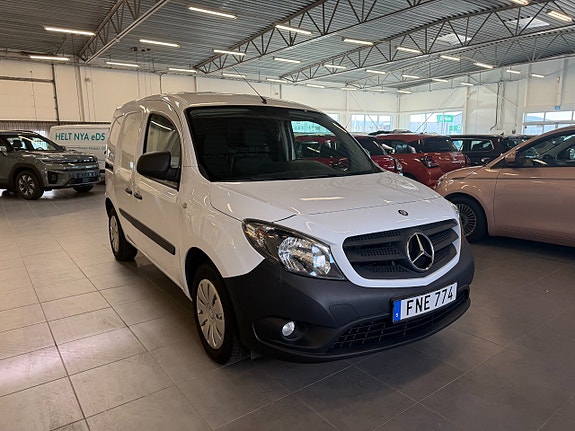 Mercedes-Benz Citan 109