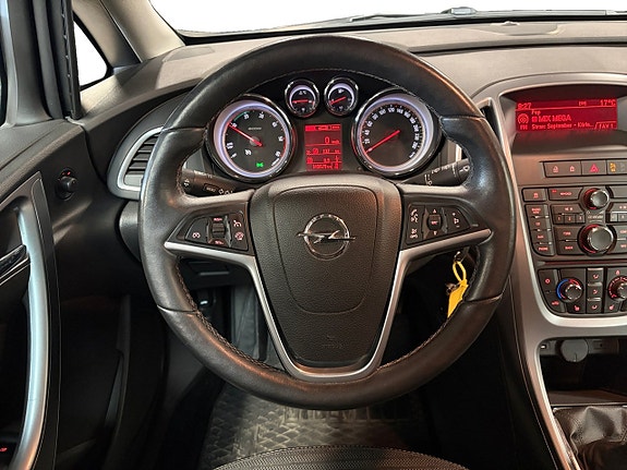Opel Astra 11 of 15