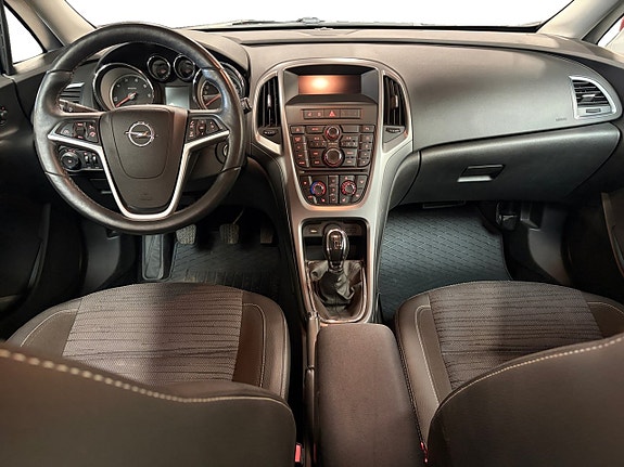 Opel Astra 10 of 15
