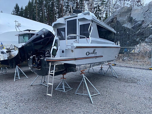 Motorbåt Ockelbo B25CAB -2022 | 7,90 m via auktion 2 of 5