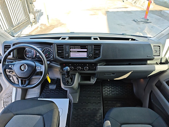 Volkswagen Crafter 9 of 17
