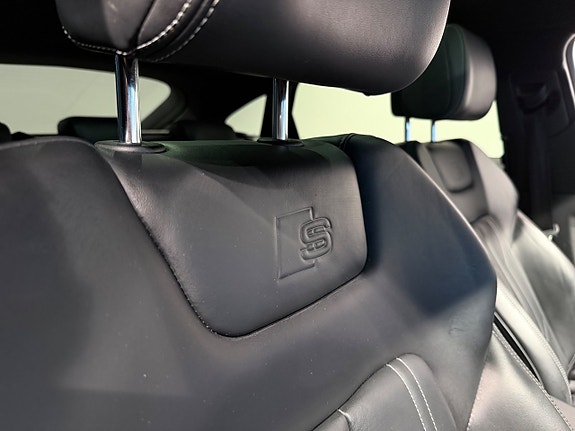 Audi e-tron Sportback 15 of 21