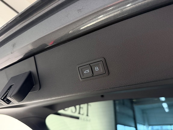 Audi e-tron Sportback 7 of 21