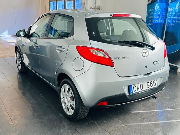 Mazda 2 7 of 19
