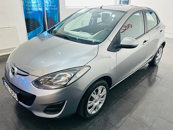 Mazda 2 6 of 19