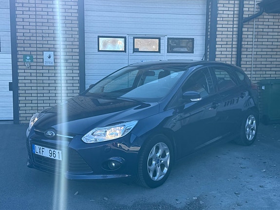 Ford Focus 7 of 14