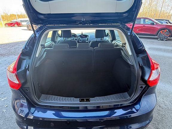 Ford Focus 9 of 14