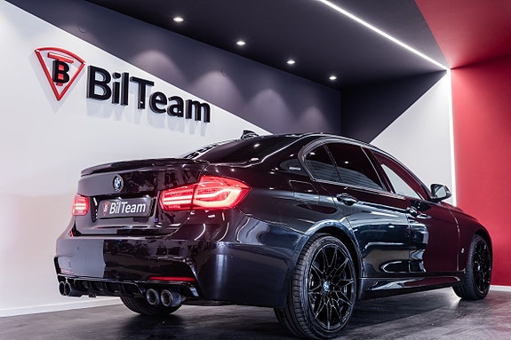 BMW 330e 8 of 23