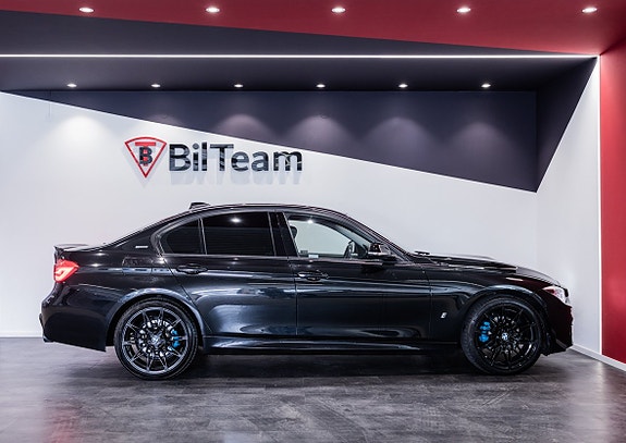 BMW 330e 11 of 23