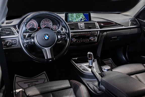 BMW 330e 17 of 23