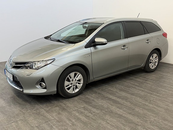 Toyota Auris 3 of 14