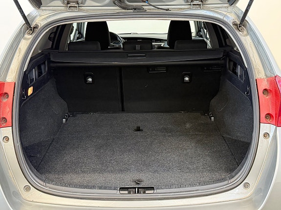 Toyota Auris 14 of 14