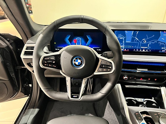 BMW i4 10 of 13
