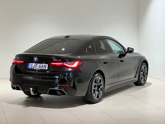 BMW i4 12 of 13