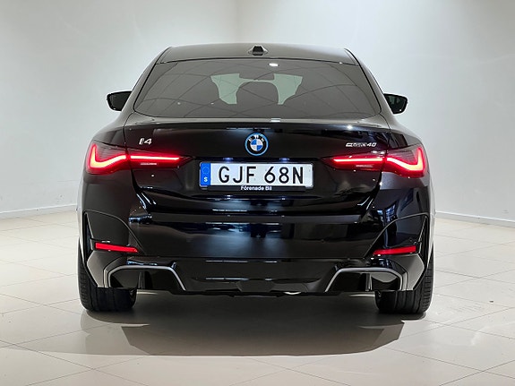 BMW i4 13 of 13