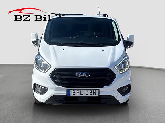 Ford Transit Custom 9 of 16