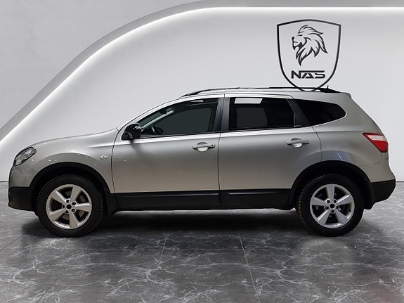 Nissan Qashqai+2 2 of 5
