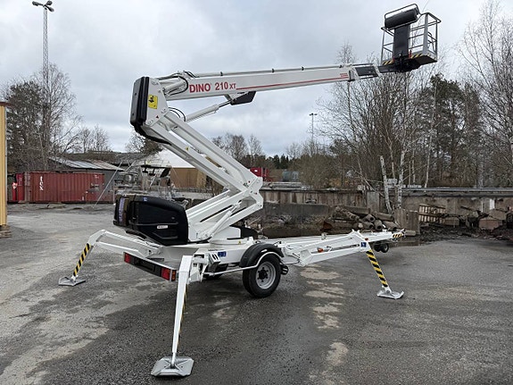 DINO 210XT — 2008 — 3 924 h — 269 000 kr