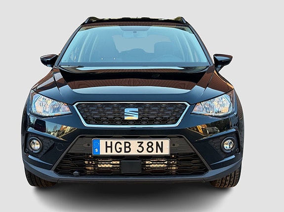 Seat Arona 2 of 5