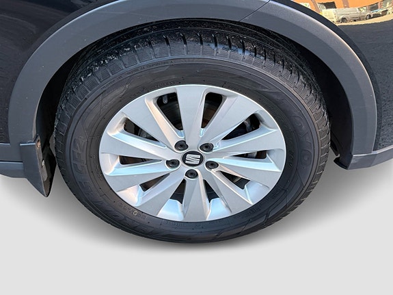 Seat Arona 7 of 16