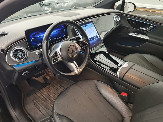 Mercedes-Benz EQE350 19 of 30