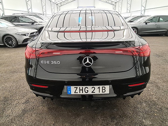 Mercedes-Benz EQE350 6 of 30