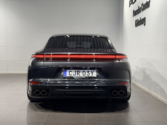 Porsche Panamera 4 7 of 25