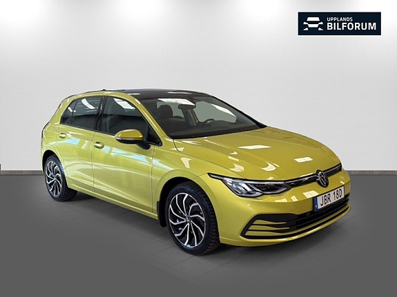 Volkswagen Golf VIII 3 of 16